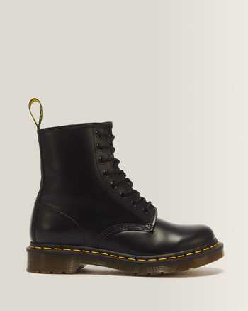 1460 Women's Smooth Leather Lace Up Boots