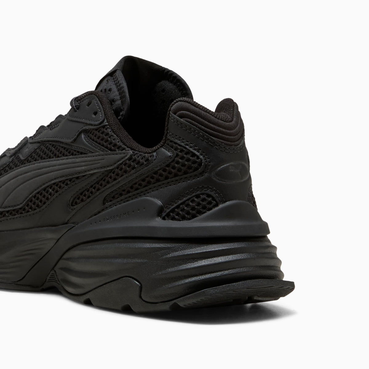 Fade Sneakers