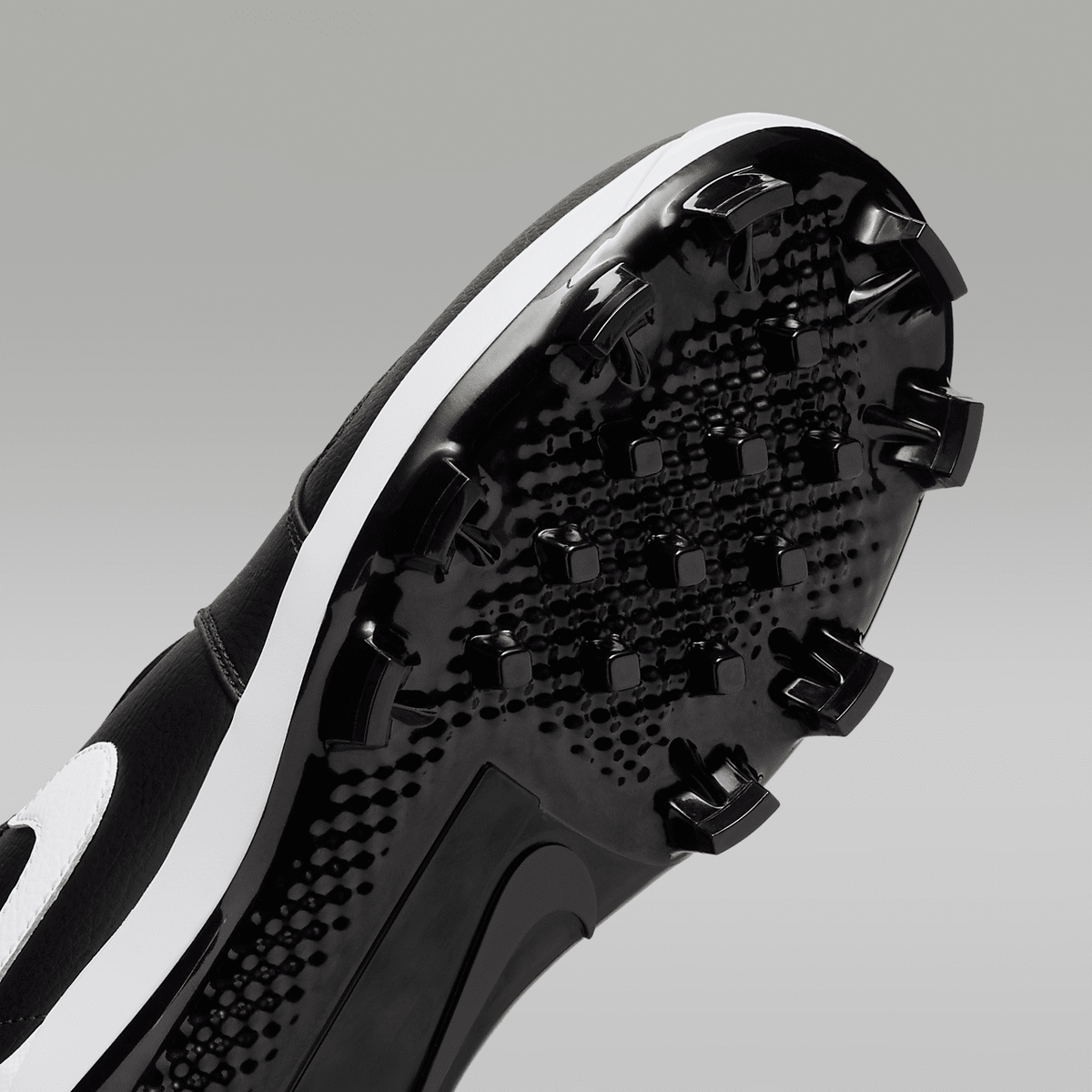 1 Retro MCS Men's Baseball Cleats