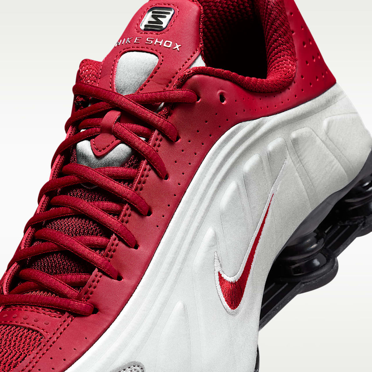 Shox R4 Men's Shoes