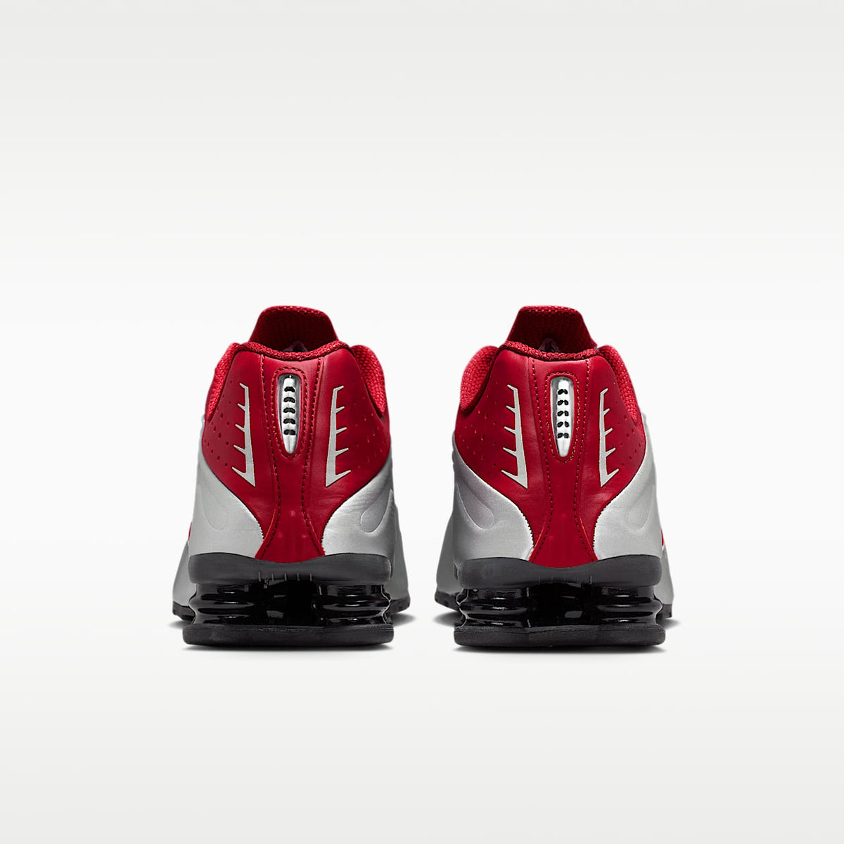 Shox R4 Men's Shoes