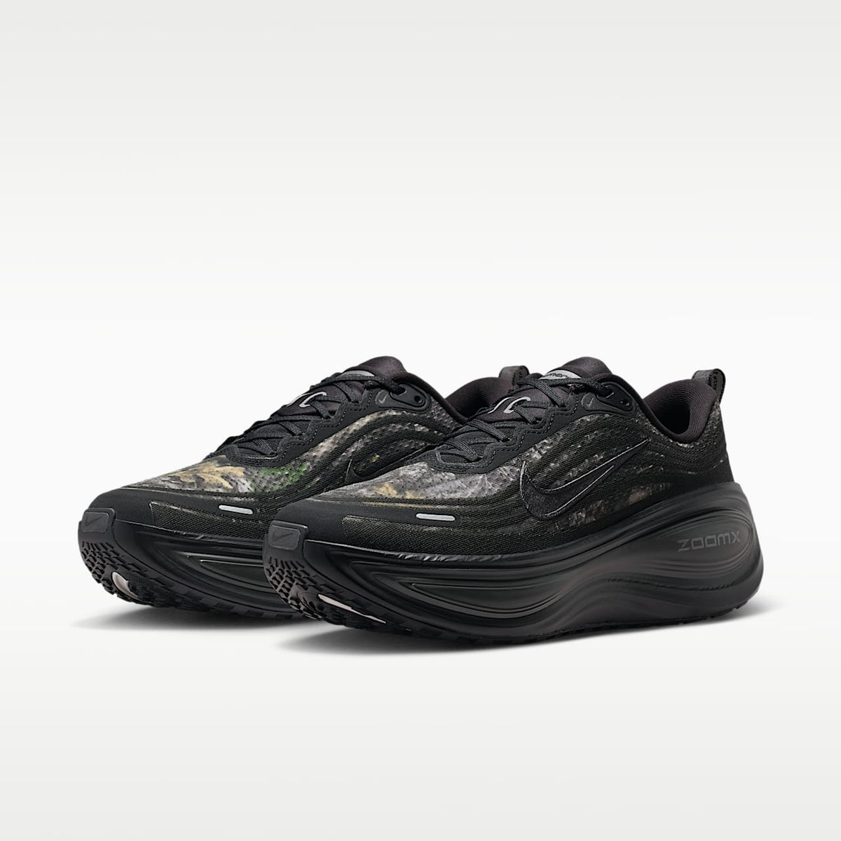 Vomero Plus Men's RealtreeÂ® Road Running Shoes