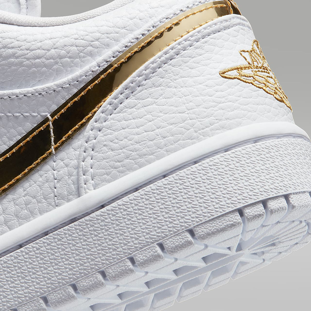 Air Jordan 1 Low SE Women's Shoes