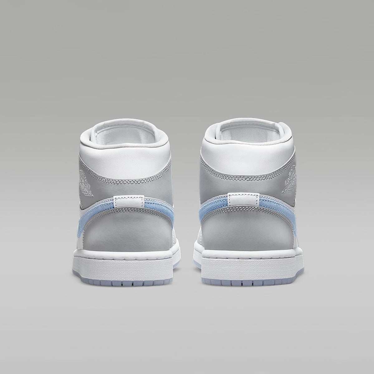 Air Jordan 1 Mid Women's Shoes