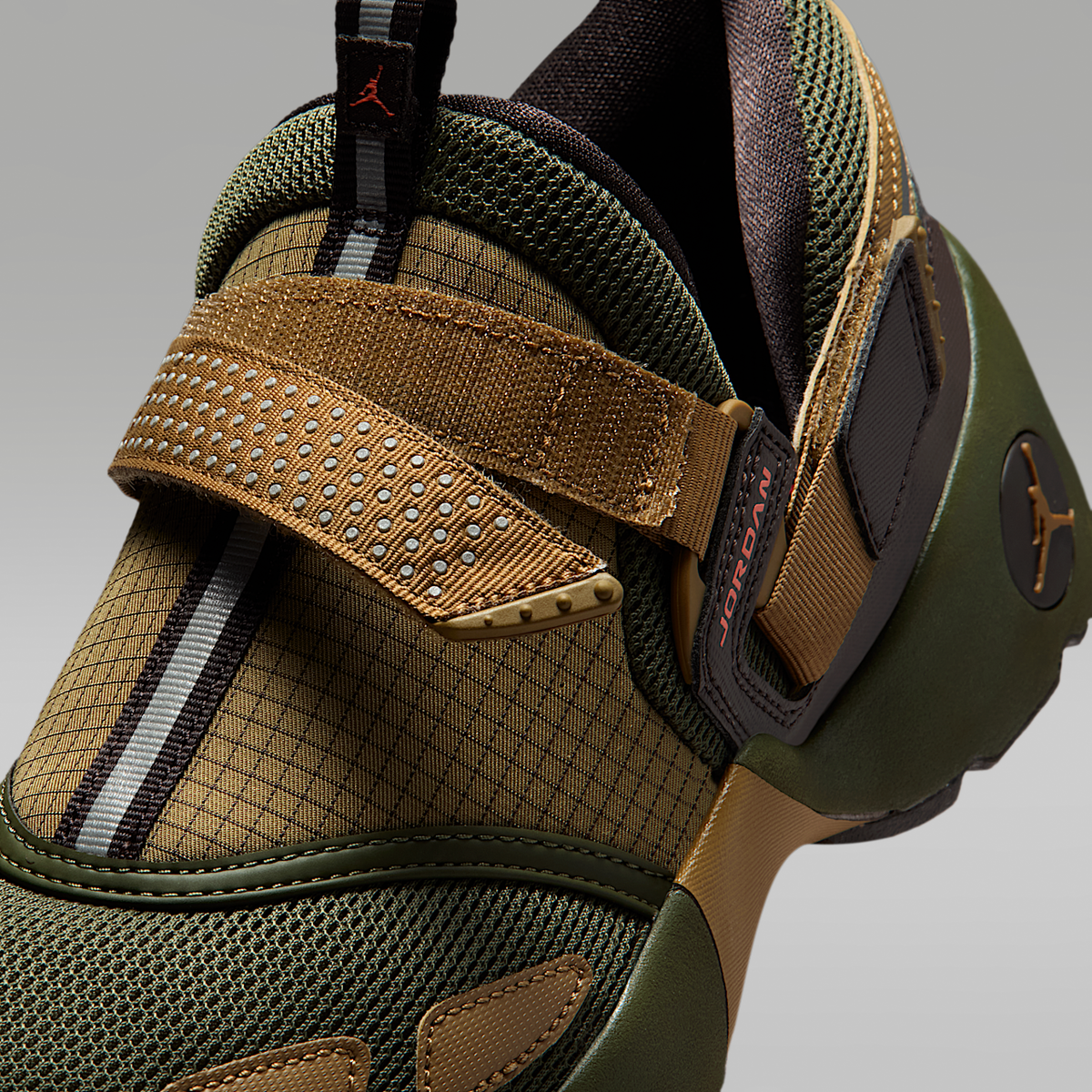 Trunner LX Women's Shoes