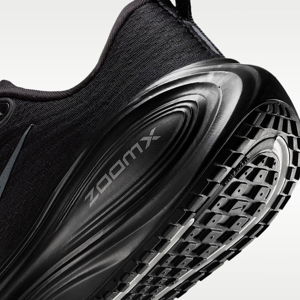 Vomero Plus Women's Road Running Shoes