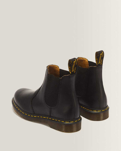 2976 Yellow Stitch Smooth Leather Chelsea Boots