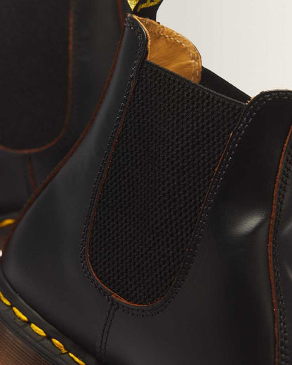 2976 Vintage Made in England Leather Chelsea Boots