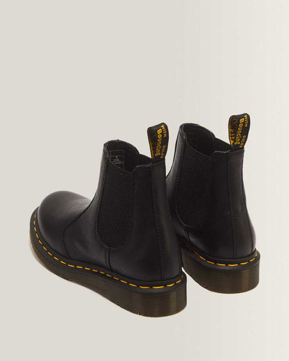 2976 Women's Virginia Leather Chelsea Boots