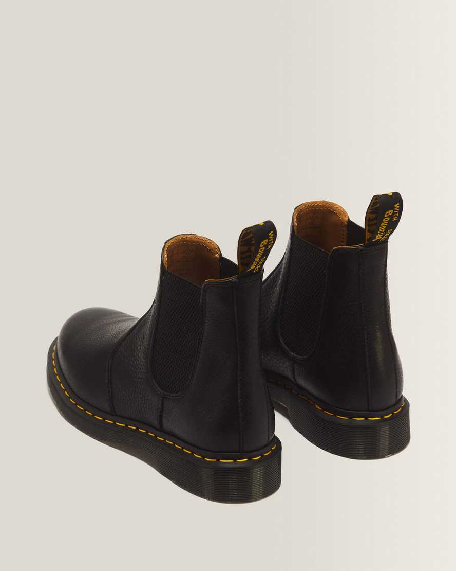 2976 Ambassador Leather Chelsea Boots