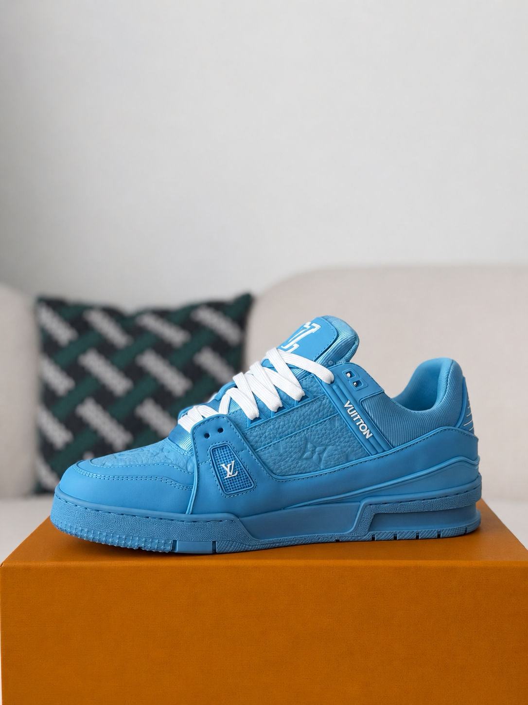 LV Trainer 'Blue'
