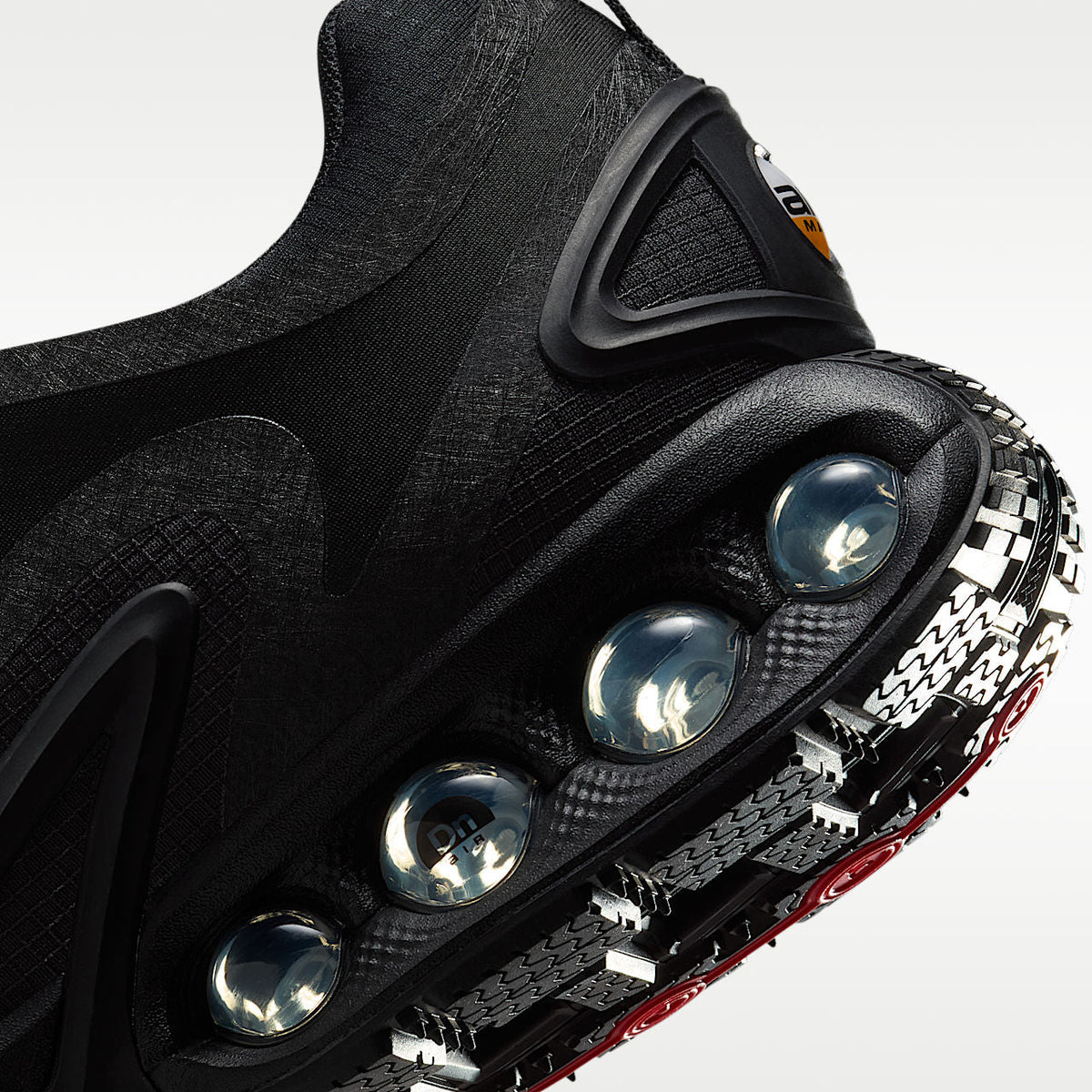Air Max Dn Roam Men's Shoes Water-Repellent Black/Metallic Silver