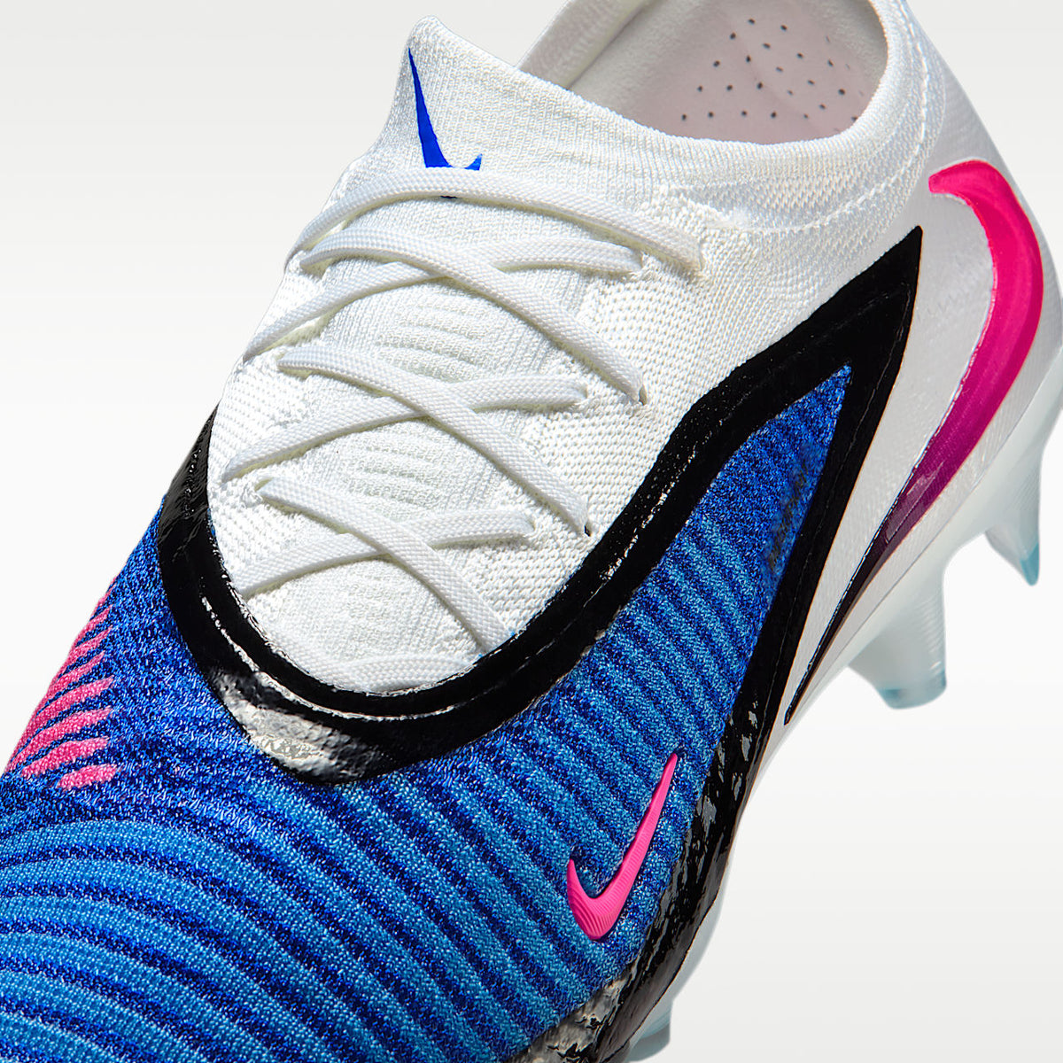 Phantom 6 Low Elite Firm-Ground Soccer Cleats Gripknit Racer Blue